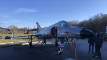 SUPER_ETENDARD_MODERNISE_FORMATION_DRONE_SWITCHPRODUCTION